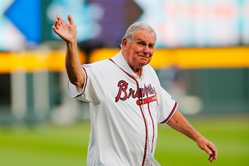 Bobby Cox dejó una huella única como referente del béisbol estadounidense, traspasando las fronteras de Atlanta y consolidándose como uno de los nombres más respetados en el deporte profesional (AP Photo/John Bazemore, File)