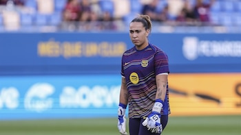 Cata Coll pasa por quirófano