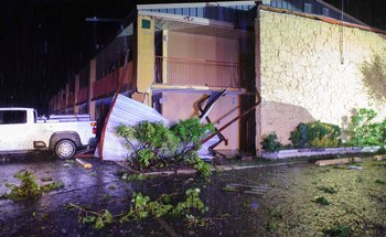 Meteorólogos advierten riesgos continuos mientras