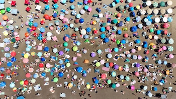 El juego de sombrillas en