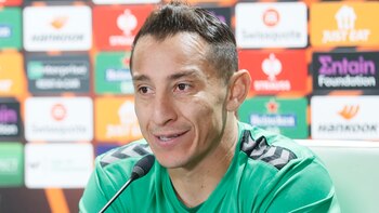 Guardado deja el Betis, al