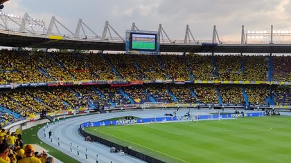 El emotivo homenaje que hizo la Federación Colombiana de Fútbol al Metropolitano de Barranquilla 