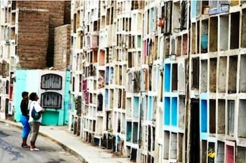 Conoce los cementerios que estarán