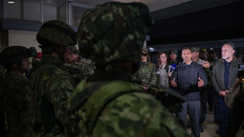 Generales activos son señalados de