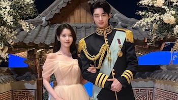 IU, protagonista de ‘Perfect Crown’, se disculpa por las polémicas que desató la serie: “Tomaré responsabilidad y haré mi mejor esfuerzo”