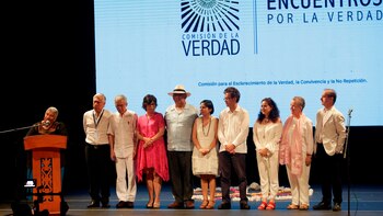 Las víctimas del exilio por el conflicto armado hablan en la Comisión de la Verdad