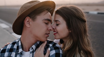 Día Internacional del beso - beso - Perú - noticias - 12 abril