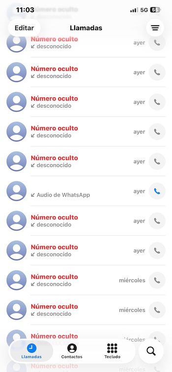 Captura de pantalla de un historial de llamadas telefónicas que muestra entradas con la etiqueta de número oculto e íconos de perfil