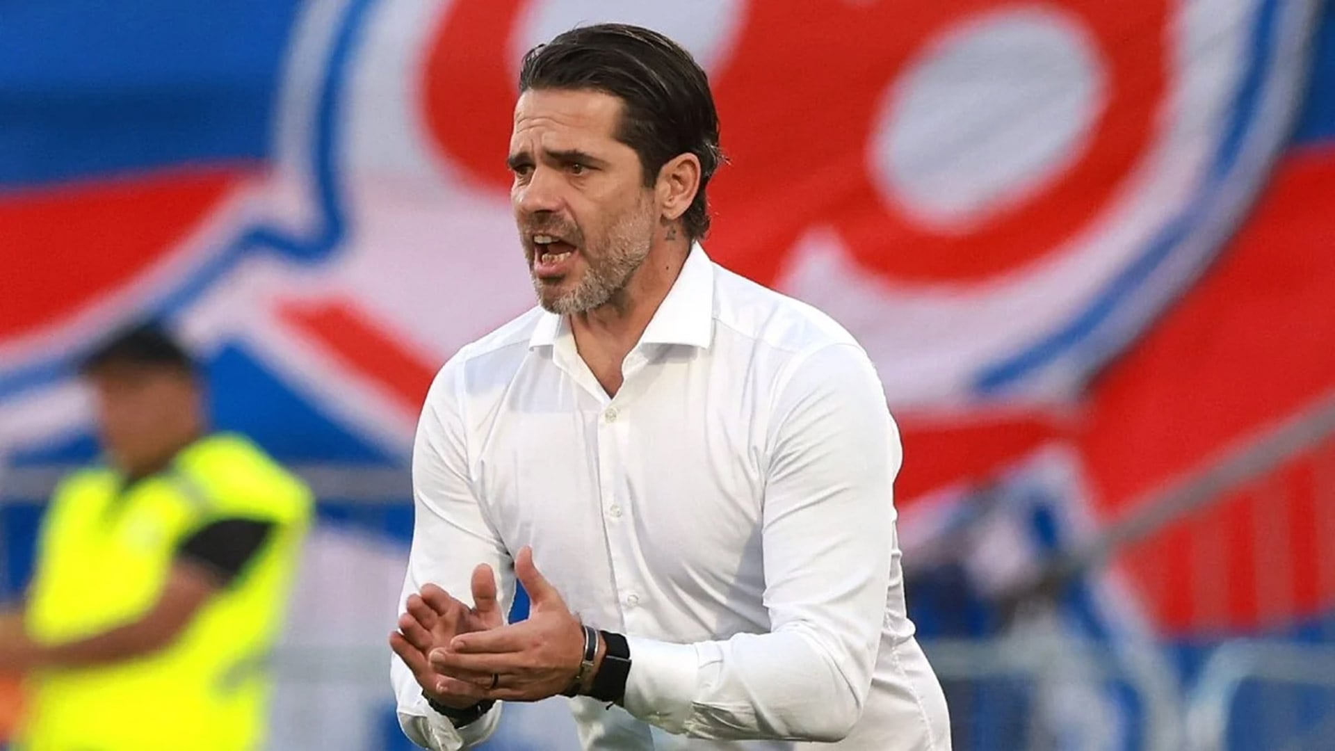 Gago pide intensidad durante el encuentro de la Universidad de Chile