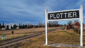El hombre fue hallado herido de bala en un sector de chacras de Plottier, provincia de Neuquén