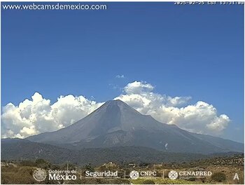 Imagen 1: Volcán Fuego de