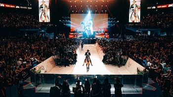 Caravana con las cenizas de