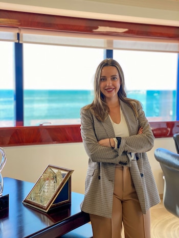 Ione Astondoa (ASTONDOA.COM).