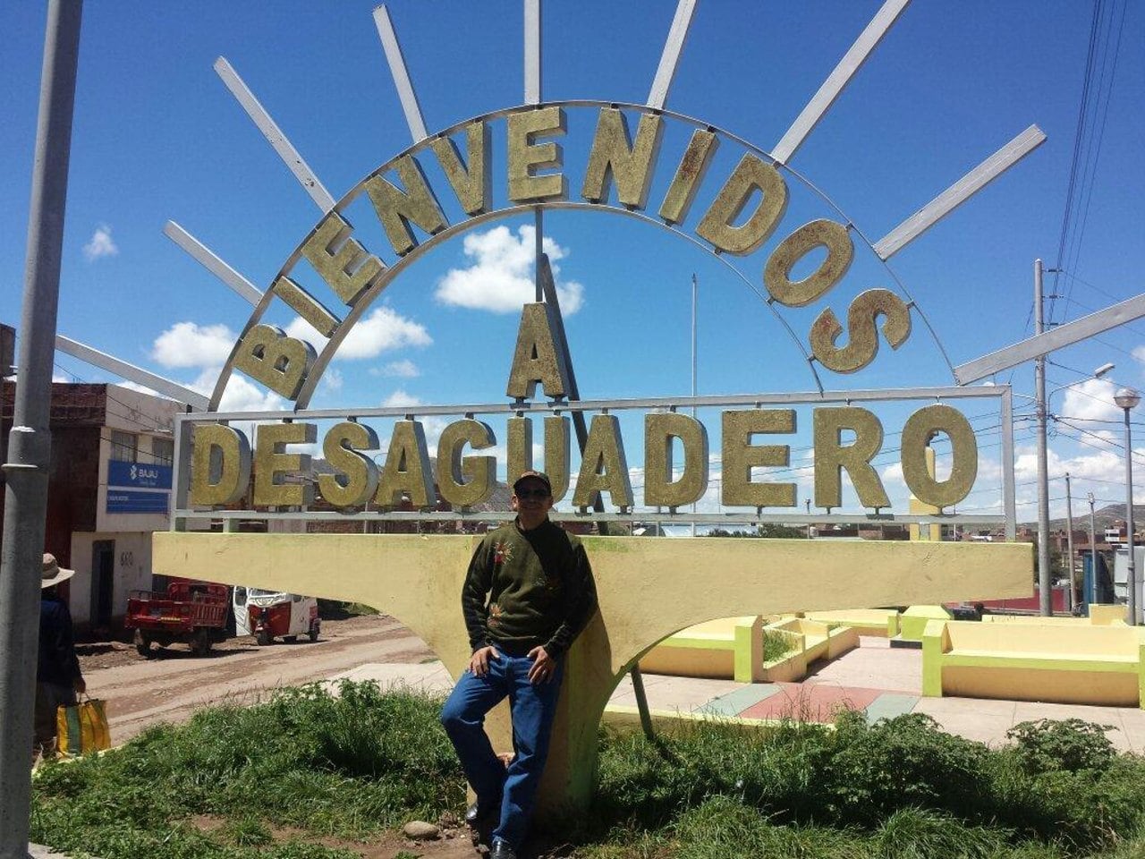 Desaguadero sigue siendo clave para el comercio bilateral. Según el IBCE, entre 2010 y 2025, Bolivia movilizó más de 34 millones de toneladas por esta vía. Foto: TripAdvisor