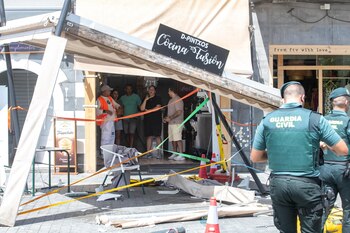 Ocho personas, entre ellas dos