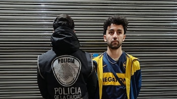 Reapareció el hincha que irrumpió en la conferencia de Scaloni: quiso entrar a la cancha de Boca con un carnet inhabilitado