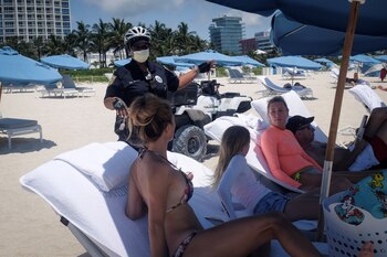 En playas, parques y tiendas