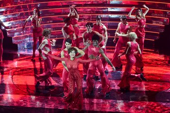 27/10/2023 Bailarines durante el pase