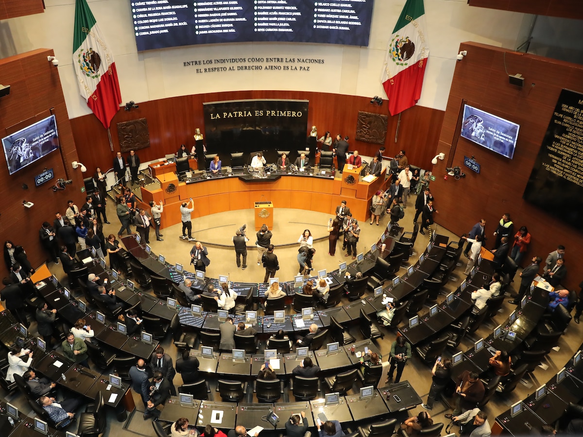 Senado inicia debate de “Ley Antimemes”; oposición acusa censura disfrazada y Morena defiende iniciativa