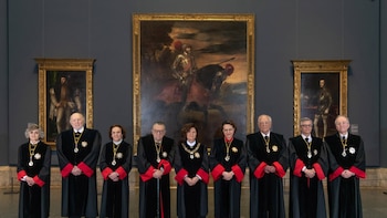 Los diez consejeros vitalicios de Estado suman 789 años de edad y el máximo órgano consultivo decide renovar el contrato de sus médicos para que pasen consulta en la sede