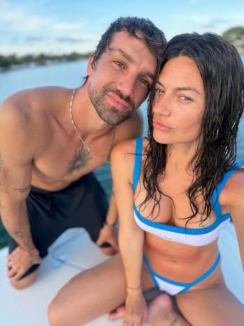 La divertida tarde de playa de Sofía Jujuy y su novio en Miami