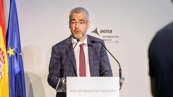 Aena compra participaciones en los