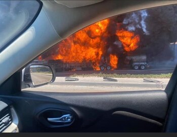 Alrededor de las tres de