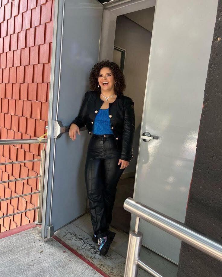 Nueva imagen de Lucero Mijares divide opiniones en redes sociales. (Faránduleros en acción, Facebook)