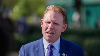 EEUU "no descarta" redadas y