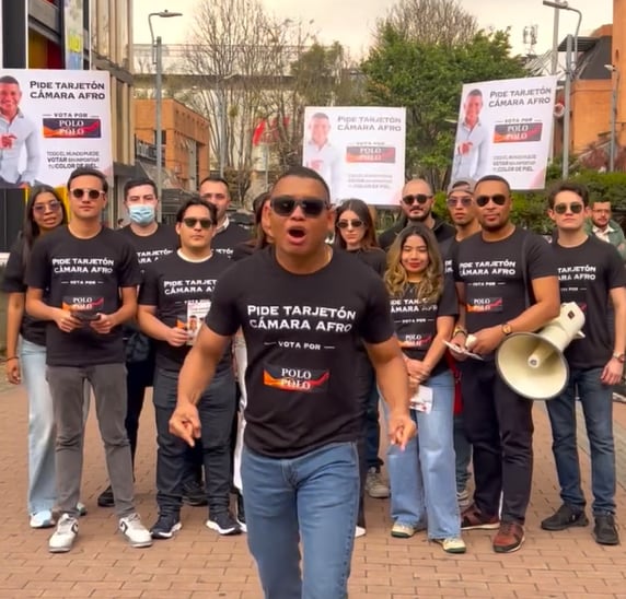 Miguel Polo Polo hizo campaña con gafas oscuras, debido al accidente que sufrió - crédito @miguelpolopolo/IG