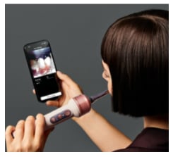 Con una app puedes ver como se limpia los dientes. (Dyson)