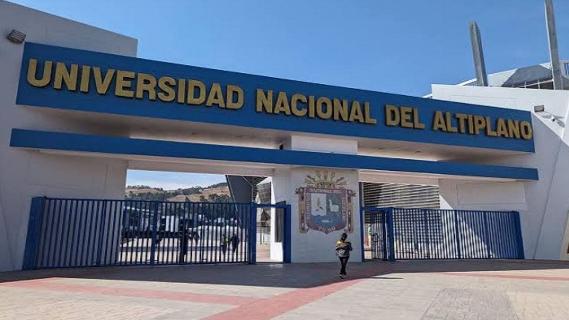 Desde 1856, la Universidad Nacional del Altiplano de Puno es referente académico y motor de desarrollo regional, contribuyendo al progreso cultural, social y científico del sur peruano. (Andina)
