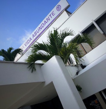 La iglesia cristiana Vida Abundante de Barranquilla enfrenta el desalojo tras la subasta del inmueble Tito´s Bolos ordenada por la SAE - crédito Iglesia Vida Abundante