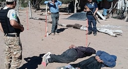 Encontraron a dos prófugos de homicidio que se ocultaban en el desierto de Mendoza y cazaban para sobrevivir