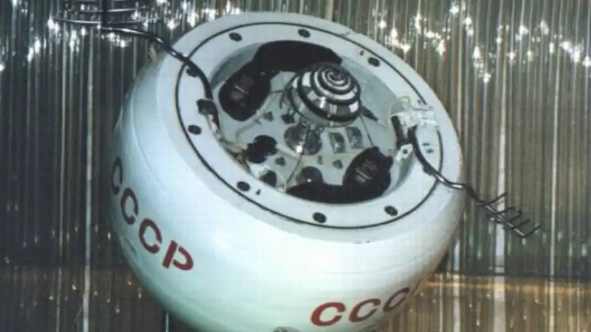 La sonda Kosmos 482, lanzada por la Unión Soviética en 1972, regresa a la Tierra en una reentrada incierta, con zonas de impacto que abarcan desde Londres hasta Pekín. (Roscosmos)
