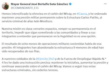 El general José Bertulfo Soto Sánchez informó que 41 integrantes de la estructura han abandonado sus filas y que nueve menores de edad han sido recuperados. - crédito @COMANDANTE_EJC/X