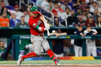 La salida de Luis Urías