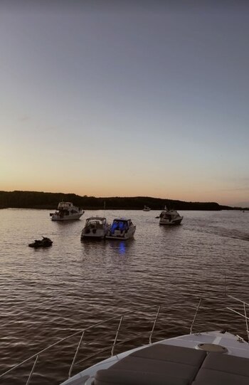 Con una romántica vista del