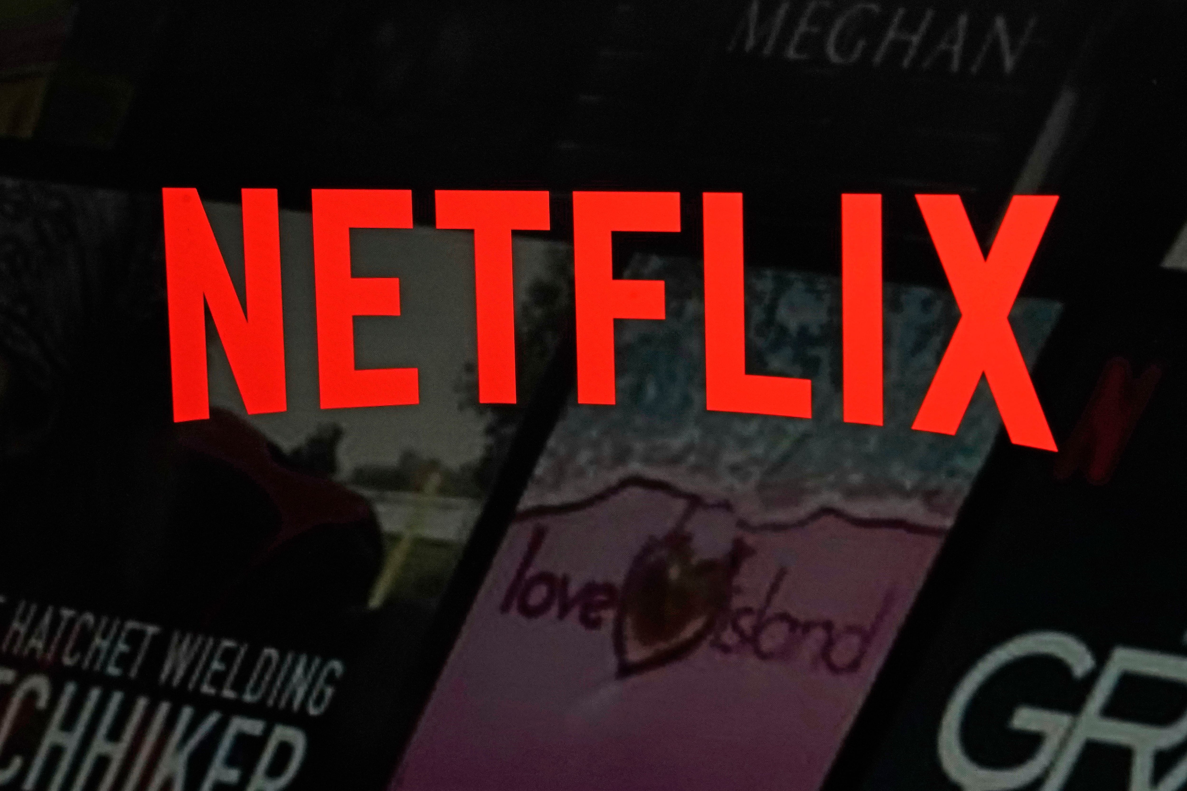 Netflix tuvo mayores ganancias este tercer trimeste, pero sus acciones igualmente cayeron. (AP foto/Richard Drew)