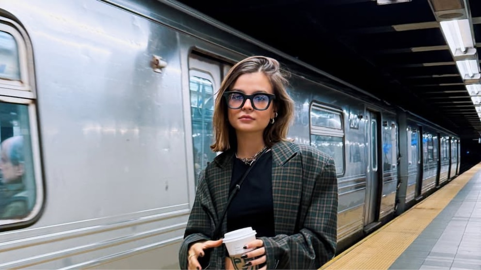 FAJMOBYV4JE5LP772JQLYGEOME