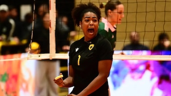 Ángela Leyva tuvo un debut productivo en la Liga de Grecia: anotó 16 puntos con AEK Atenas ante el vigente campeón