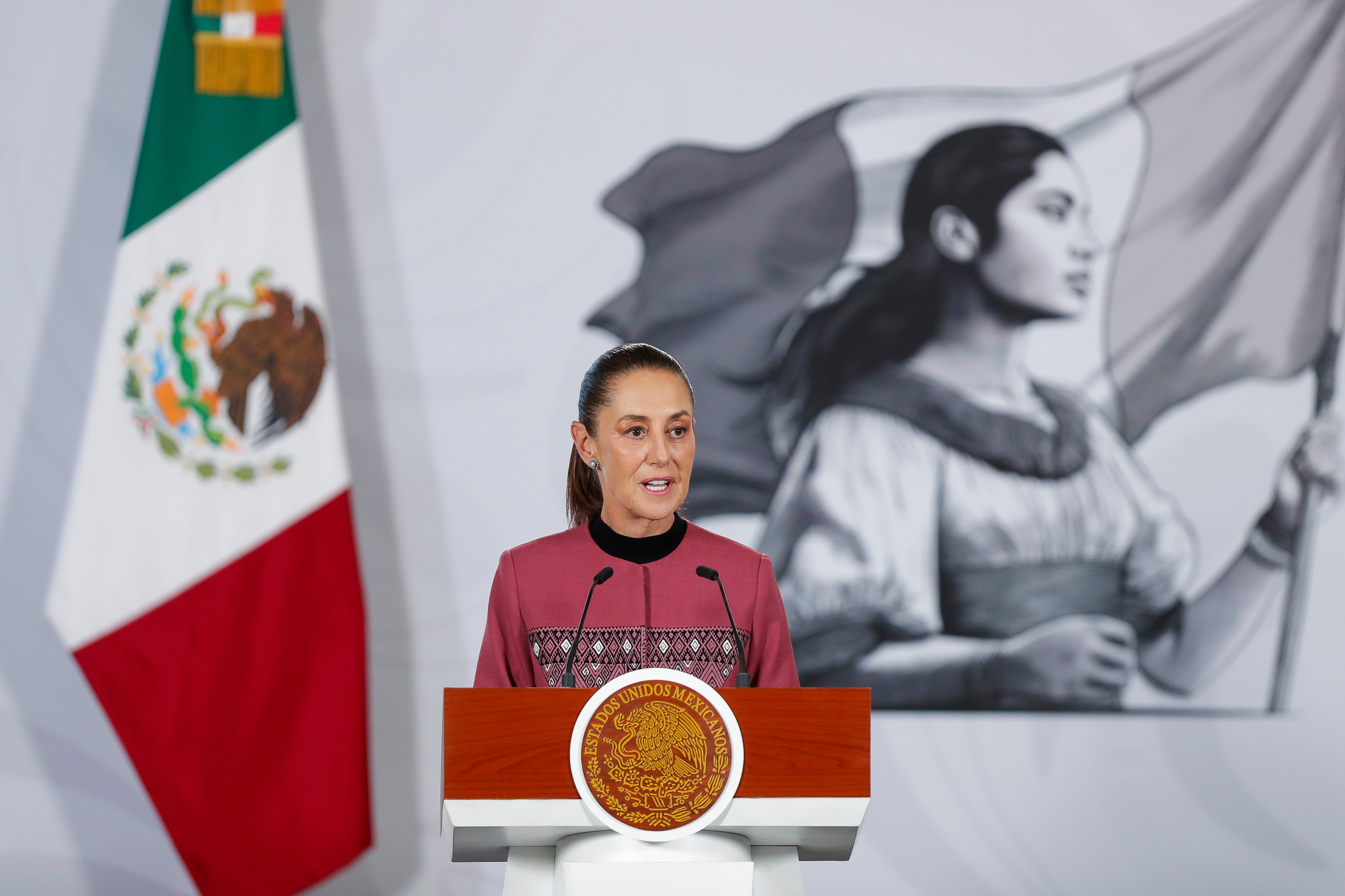 EN VIVO | La Mañanera de la presidenta Claudia Sheinbaum hoy lunes 03 de agosto: ¿A qué edad se recomienda que las infancias utilicen celular y dispositivos tecnológicos?