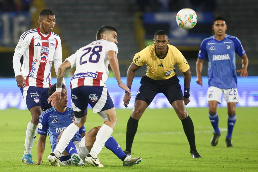 El cuadro Embajador necesita sumar con urgencia para mantener con vida el proceso de Hernán Torres, y Junior debe ganar para olvidar el trago amargo de la final perdida ante Santa Fe por la Superliga BetPlay-crédito Lina Gasca/Colprensa