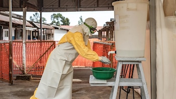 MSF alerta de que la respuesta al brote de ébola en RDC sigue sin ser acorde a la magnitud de la crisis