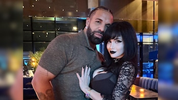 Quién es Pinkchyu, la modelo de OnlyFans que hizo ladrar a Drake y conquistó su corazón