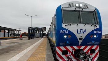 El Tren San Martín incorporó una nueva unidad para mejorar los tiempos del servicio