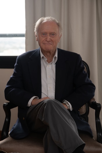 Enrique Lew