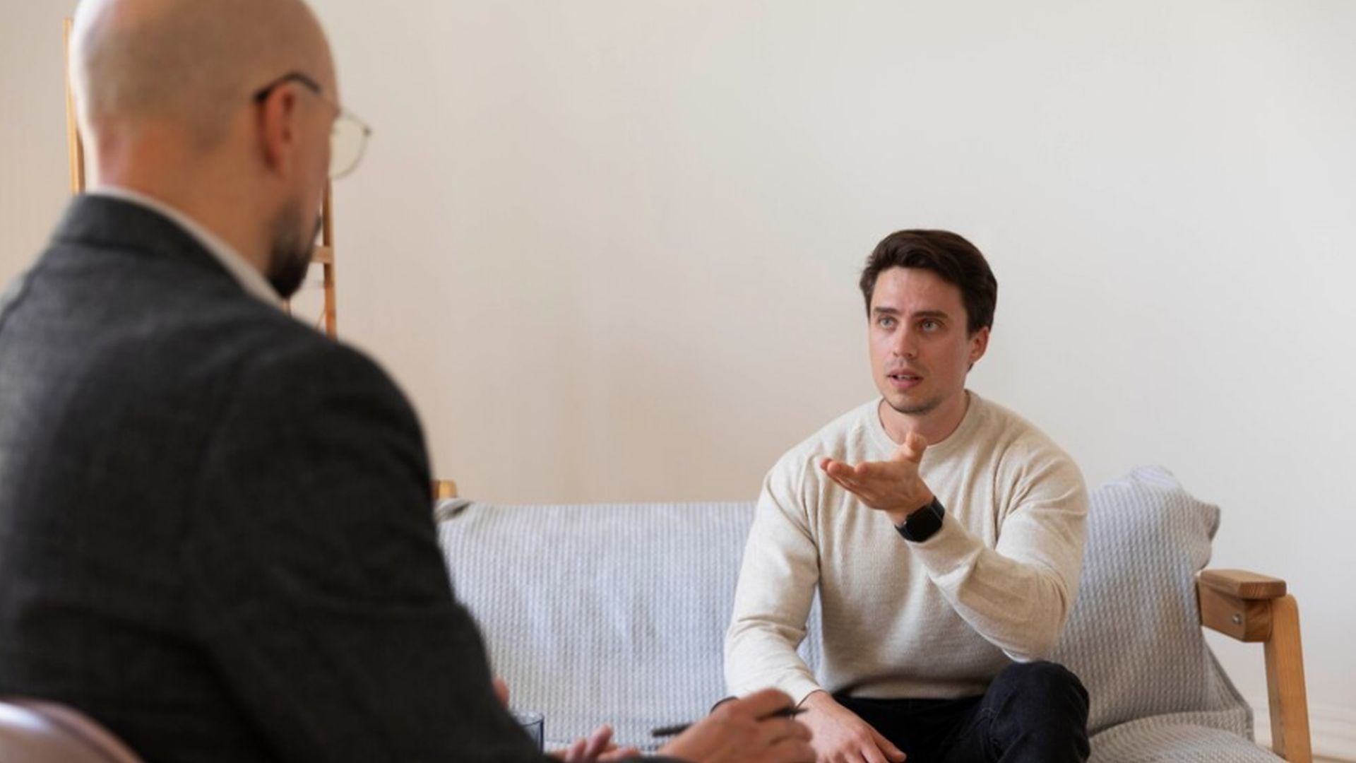 En el Día del Padre 2025, expertos llaman a poner el foco en la salud masculina, ya que los hombres viven en promedio siete años menos que las mujeres, según el INEGI