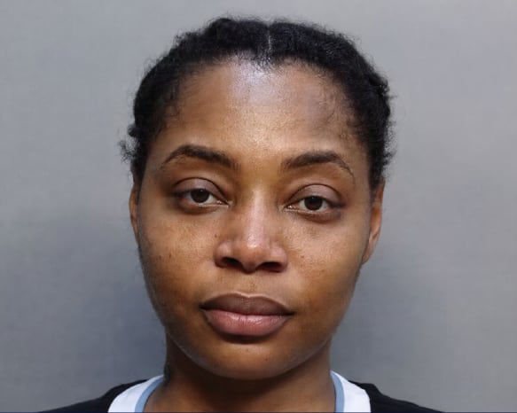 Dos hermanas que pagaron por inyecciones en caderas y glúteos terminaron con abscesos, cicatrices y dolor después de los procedimientos estéticos (Departamento Correccional de Miami-Dade)