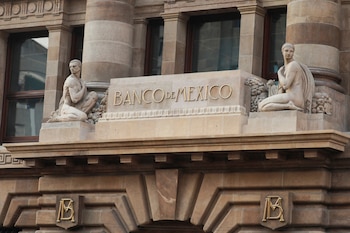 2025 Proyección Representativa